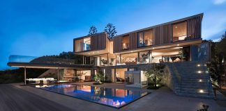 SAOTA designed the Beachyhead residence, a modern Plettenberg Bay home near the beach with great sea views