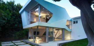 Modern renovation and 1,000 square foot extension of a home in Los Angeles