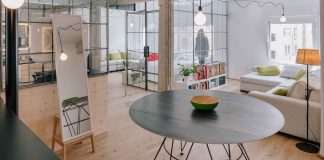 Refurbishment Parais@ apartment located where the sun sets in Madrid
