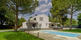 White F&A House situated in a residential area on the outskirts of the city of Albacete, Spain