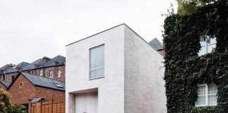 68 square metre compact 2 bedroom mews house and enclosed courtyard of 11 square metres in Highgate