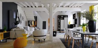 Stylish Ecully House work of art located in Lyon, France