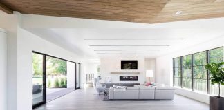 Timpanogos mid century house and it's spaces gives us a great feeling of joy