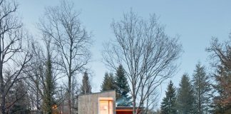 font-rubi-cottage-designed-summer-house-pyrenees-marc-mogas-jordi-roig