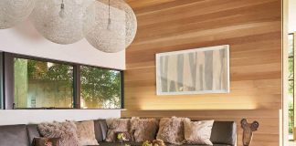 Smitharc Architects design a light-filled modern residence that is both inviting and functional