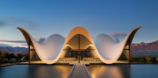 Bosjes Chapel by Steyn Studio