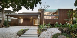 Trail House by Zen Architects: contemporary and environmentally friendly home designed to inherent the natural beauty of the site