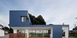 The rebuilding of Hourglass house by *studioLOOP