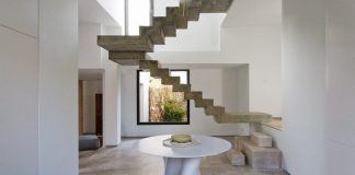 Simple property located in the midst of an oak tree forest
