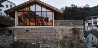 The Half house by SU Architects