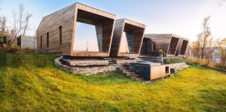 Contemporary Malangen Retreat by Snorre Stinessen could be you dream cabin