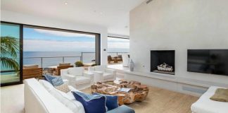 Not only for weekends: Domenique Mora designed a bright beautiful beach house in Malibu, California
