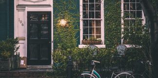How to Buy a House when Your Partner Has Bad Credit