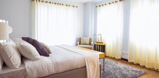 Blinds Or Curtains? Identifying The Best Option For You