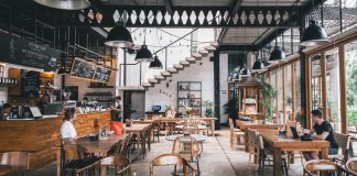 How Restaurant Seating Can Influence Your Behaviour