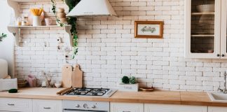 clean kitchen counters
