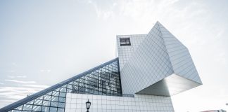 Edit and Post Architecture Photos on Instagram Like a PRO