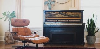 How to Move Your Furniture Safely