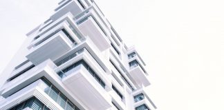 Understanding the Contract Approval Meeting When Building a Home
