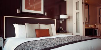 4 Benefits of Investing In Luxury Beds