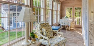 You Have to Add These Tidbits to Your Sunroom