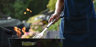 How to Design a Modern Outdoor Kitchen