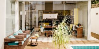 Creating the perfect patio for outdoor dining for this fall