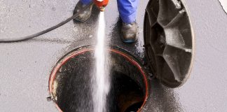 5 Things To Look For When Hiring Professional Drain Cleaners 