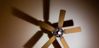 How Simple It Is to Replace a Ceiling Fan