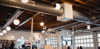 7 Reasons To Hire Professional Technicians For Your HVAC Needs