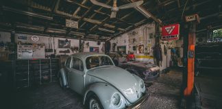 How to Give Your Garage a Retro Feel