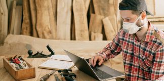 5 Safety Tips You Need to Know When Shopping for Log Splitters