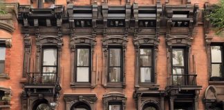 Historic Architecture: Inside New York City's Century-Old Brownstones 